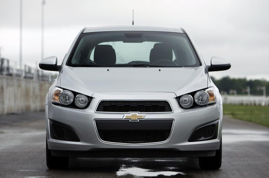  Chevrolet Sonic 2012 года  (фото 5 из 66)